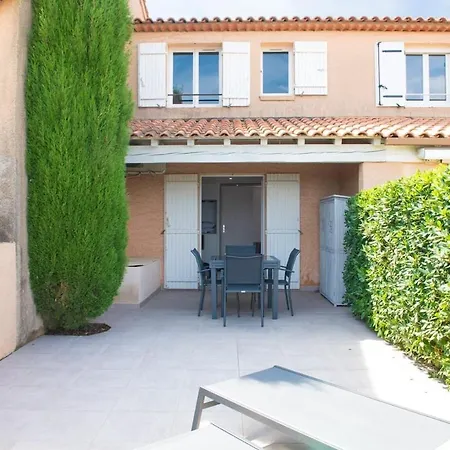 Mazet Design Vue 4 Guests *