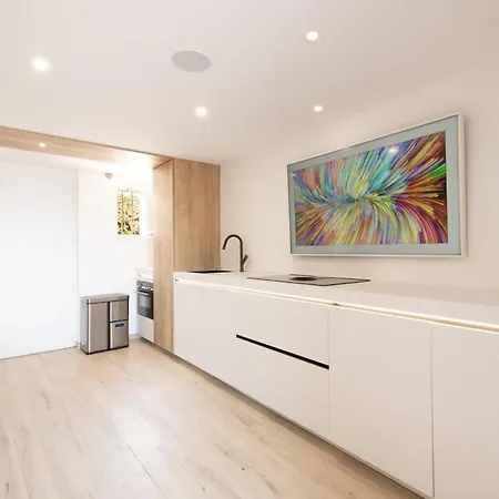 Mazet Design Vue 4 Guests *