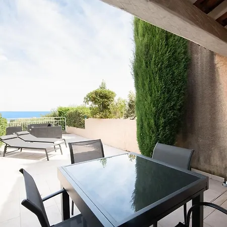 Mazet Design Vue 4 Guests Holiday home Sainte-Maxime