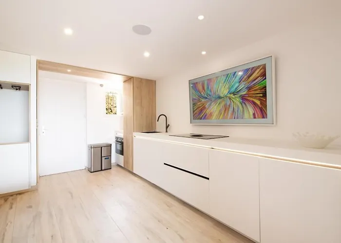 Mazet Design Vue 4 Guests *