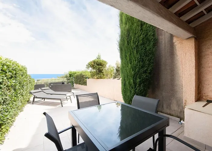 Mazet Design Vue 4 Guests Tatil Evi Sainte-Maxime