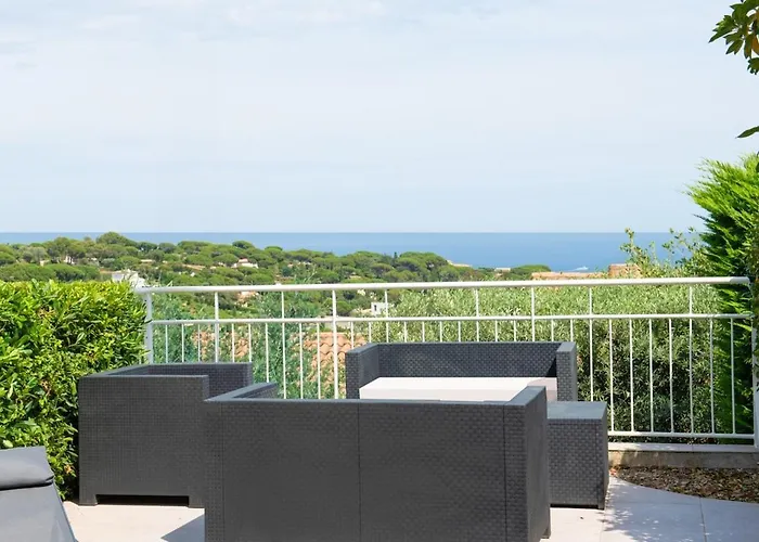 Mazet Design Vue 4 Guests Tatil Evi Sainte-Maxime
